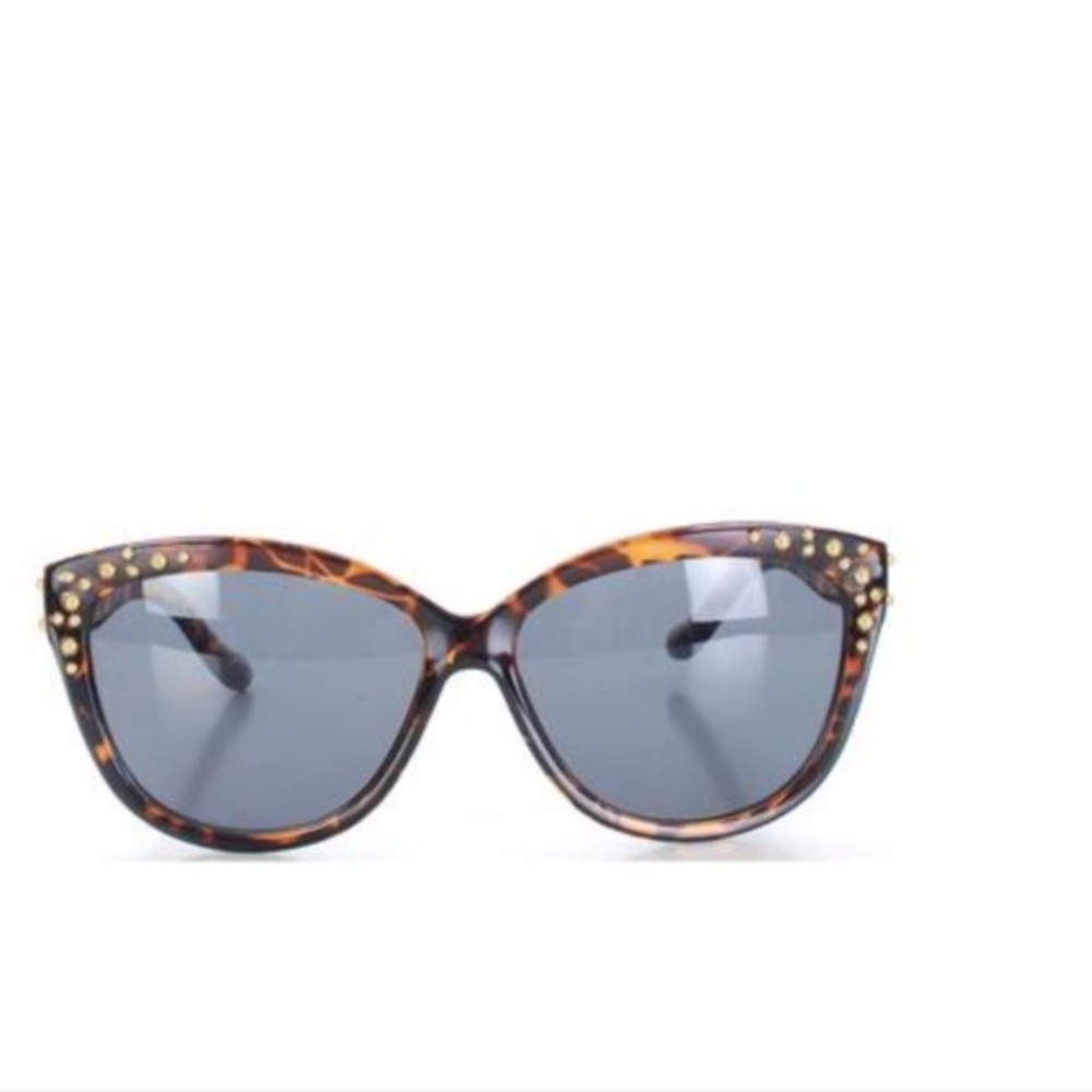 Brown Studded Fashion Sunglasses    (A11-25-1)